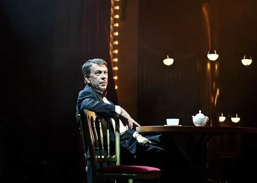 Kto śpiewa gdzie się podziały tamte prywatki? Poznaj Wojciecha Gąssowskiego